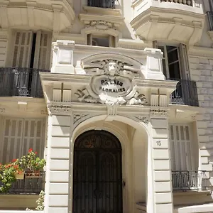 Adorable In Downtown Appartement