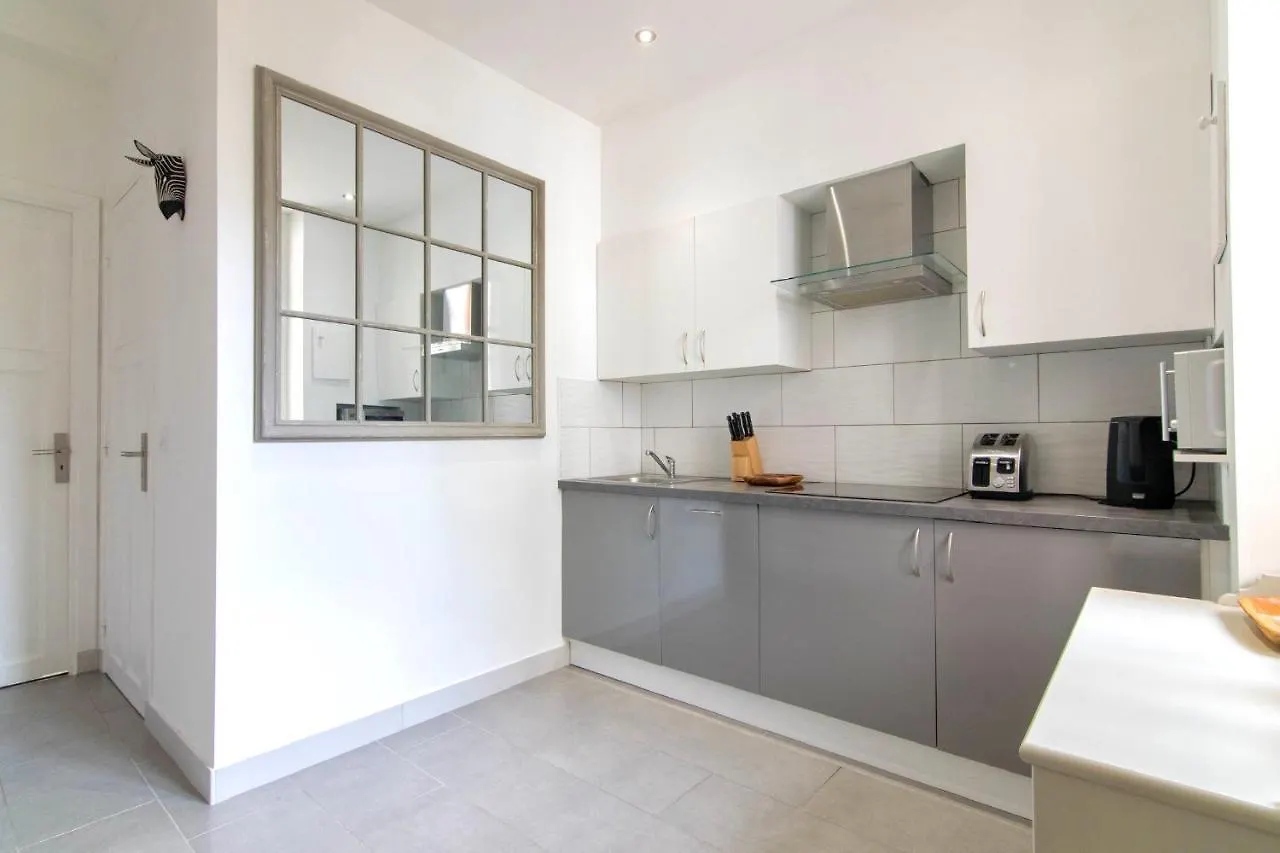 Residence Estienne D'Orves Nice 0*,